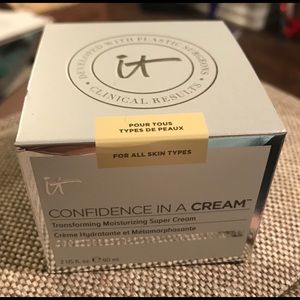 It Cosmetics Confidence in cream
